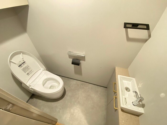 物件内観写真12　(トイレ)