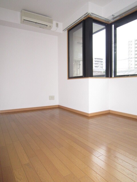 物件内観写真6　(居室)