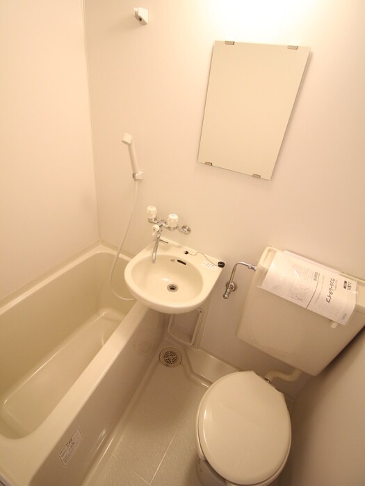 物件内観写真11　(バス／シャワールーム等)