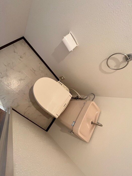 物件内観写真11　(トイレ)