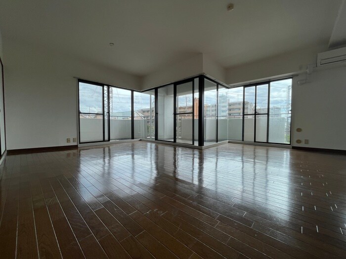 物件内観写真21　(居室)