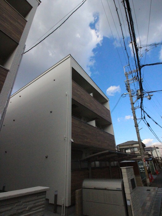 物件外観写真6　(外観写真)