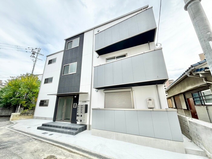 物件外観写真1　(外観写真)