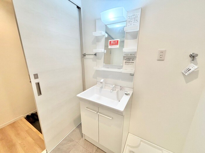 物件内観写真12　(洗面)