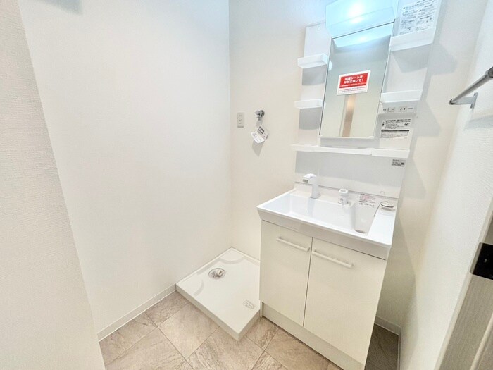 物件内観写真13　(洗濯機置場)