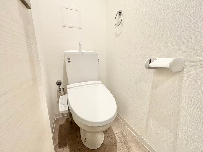 物件内観写真14　(トイレ)