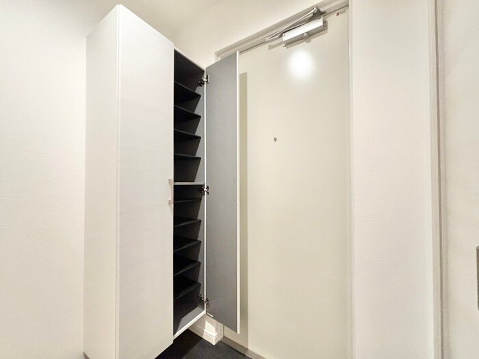 物件内観写真16　(靴箱)