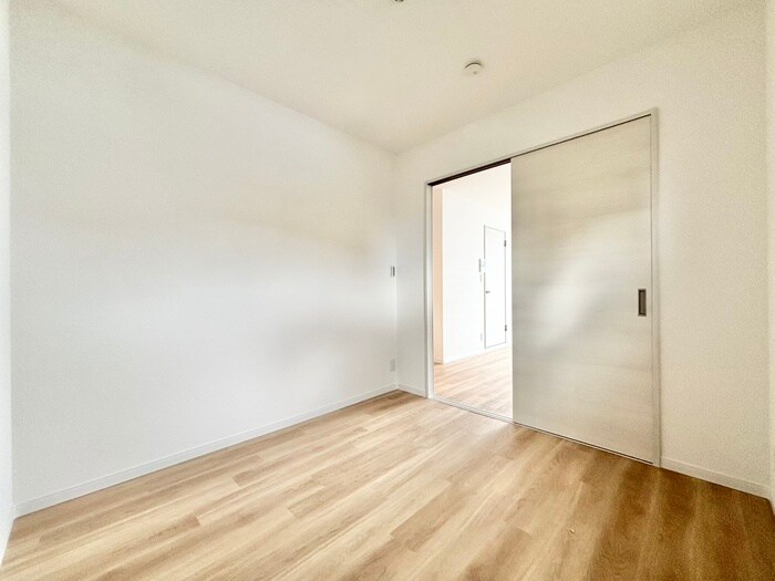 物件内観写真19　(居室)