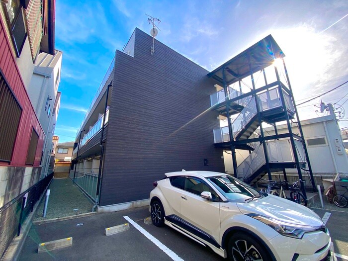 物件外観写真1　(外観写真)