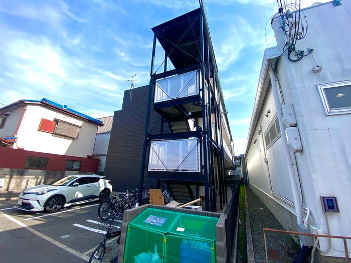 物件外観写真2　(外観写真)