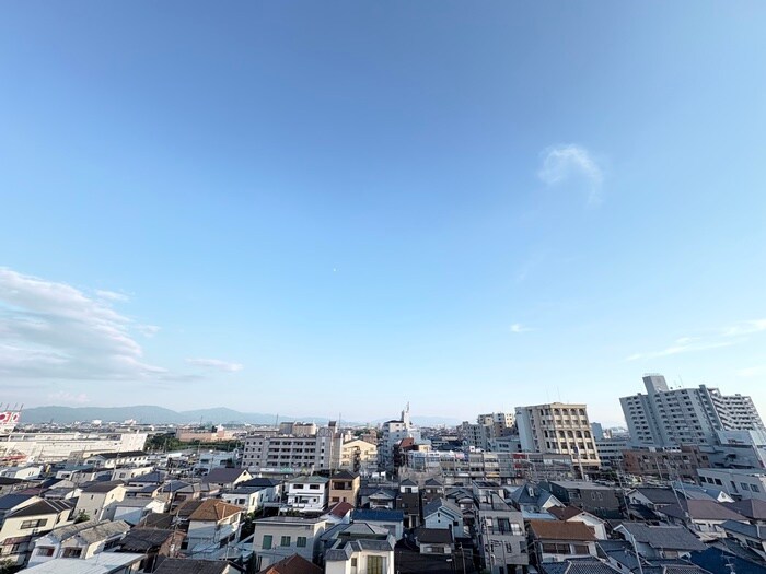 物件内観写真22　(室内からの展望)