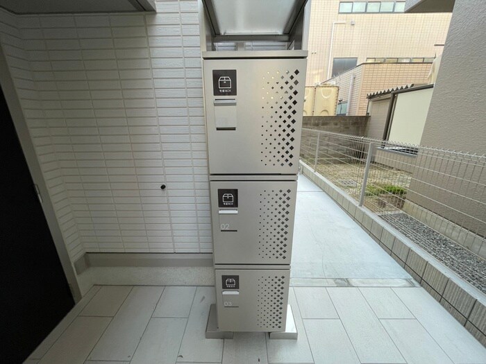 物件外観写真4　(建物設備)