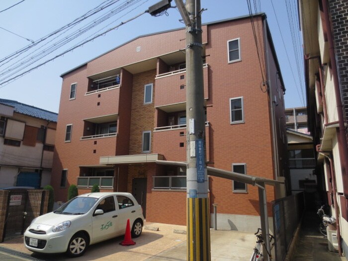 物件外観写真4　(駐車場)