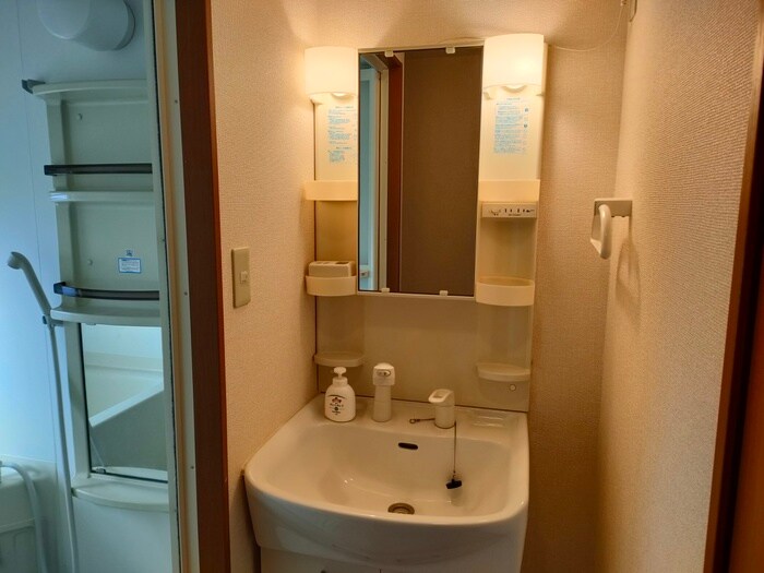 物件内観写真13　(洗面)