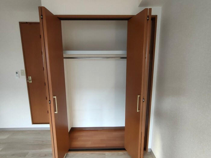 物件内観写真18　(収納)