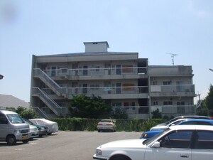 桜マンション(A1号)外観写真