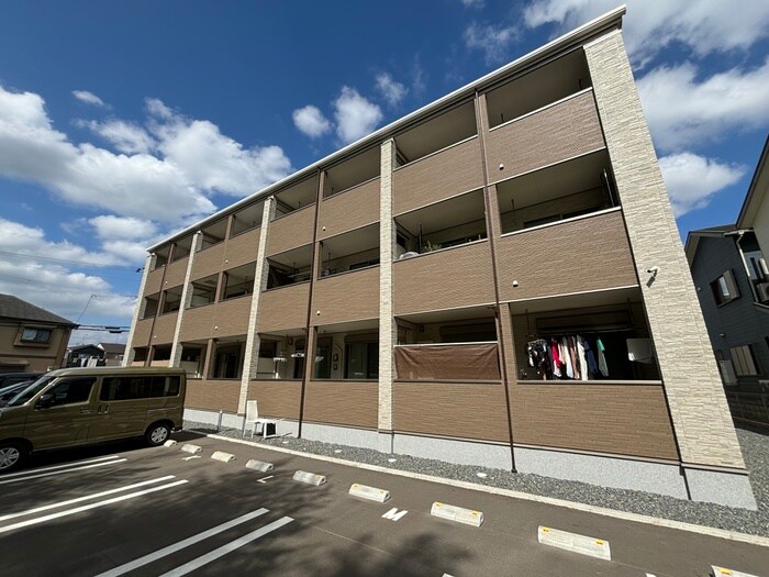 物件外観写真2　(外観写真)