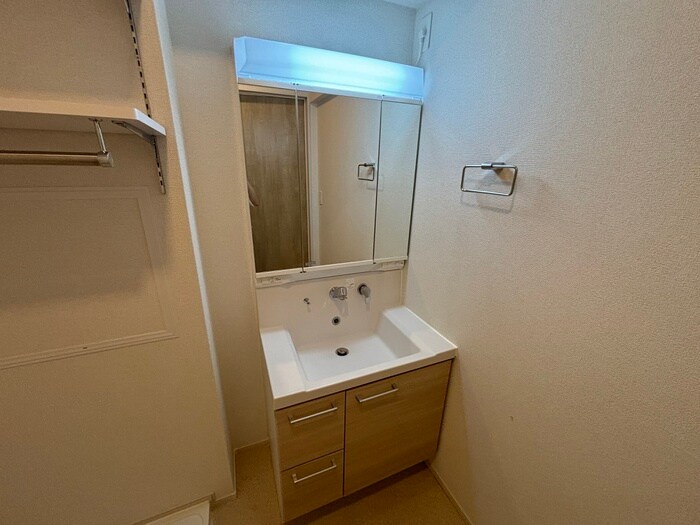 物件内観写真13　(洗面)