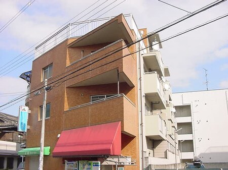 センチュリ－山坂外観写真