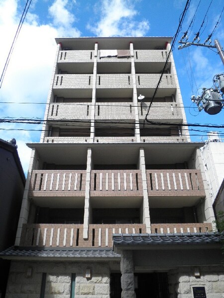 ﾌﾟﾚｻﾝｽ京都四条烏丸ｸﾛｽ(２０５)外観写真