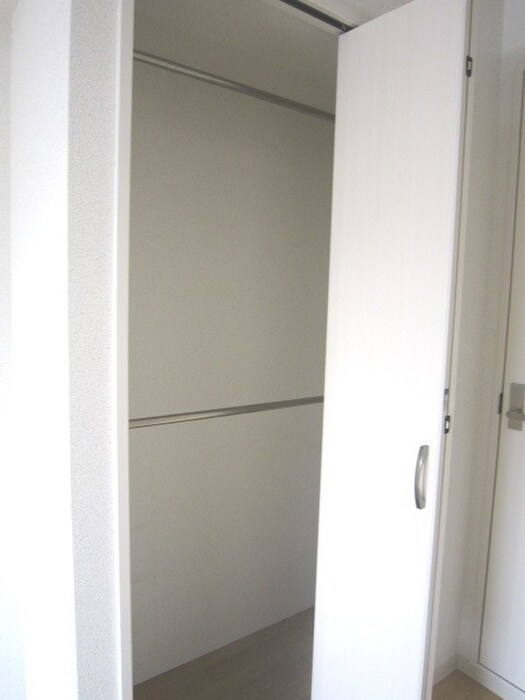 物件内観写真9　(収納)