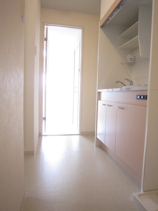 物件内観写真16　(廊下)