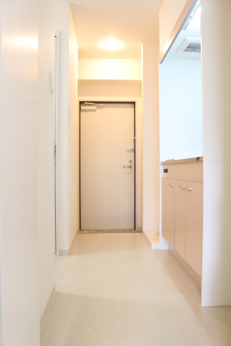 物件内観写真16　(玄関)