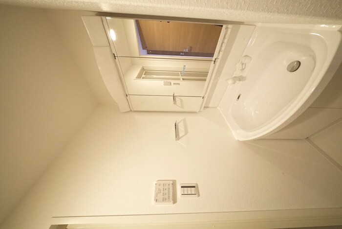 物件内観写真11　(洗面)