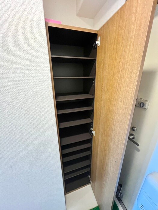 物件内観写真19　(靴箱)