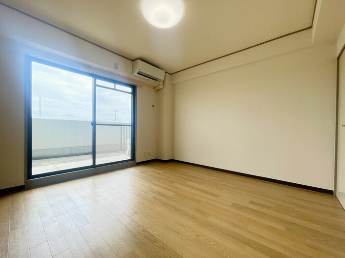 物件内観写真10　(居室)