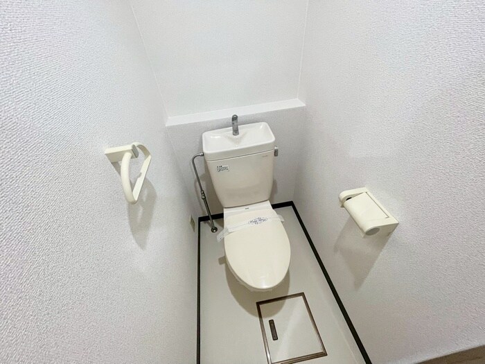 物件内観写真13　(トイレ)