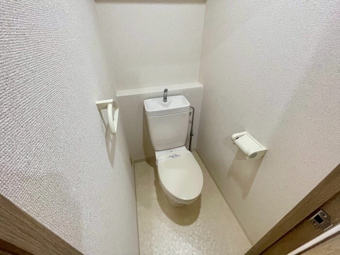 物件内観写真15　(トイレ)