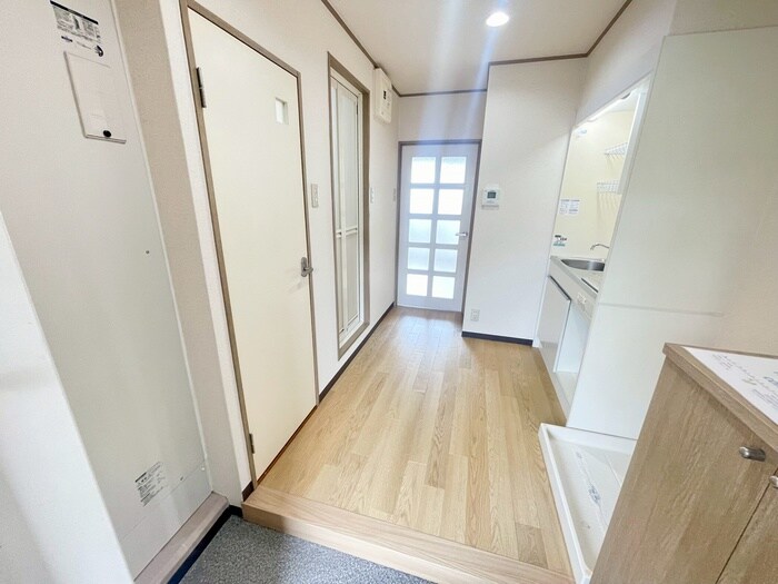 物件内観写真18　(廊下)