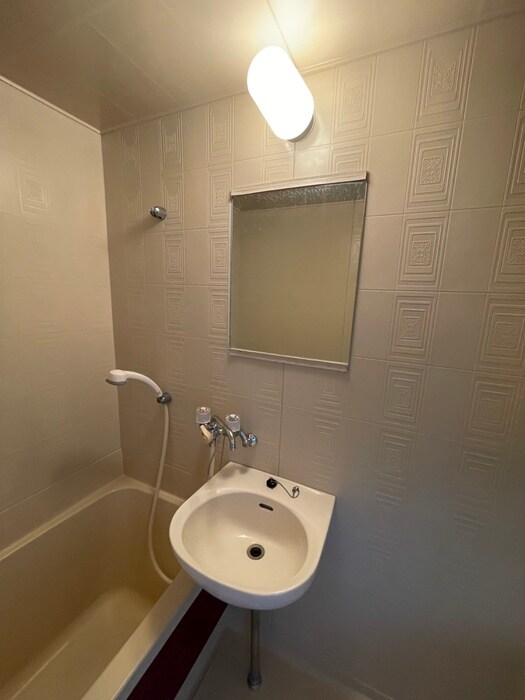 物件内観写真11　(洗面)