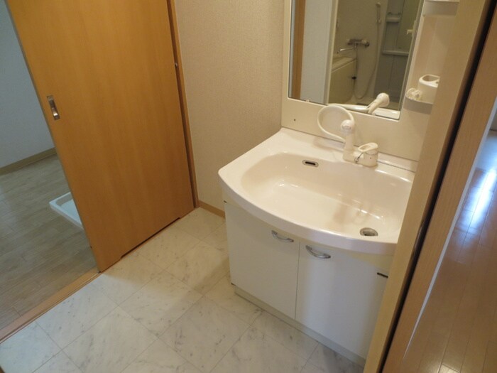 物件内観写真5　(洗面)