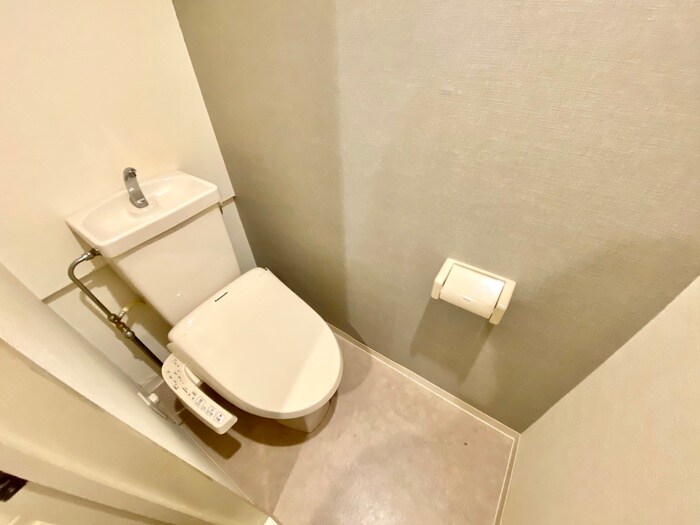 物件内観写真10　(トイレ)