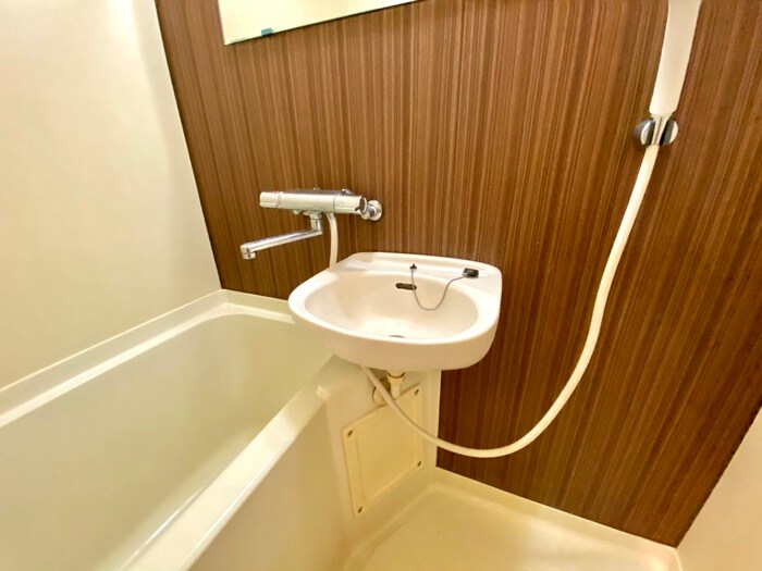 物件内観写真11　(洗面)