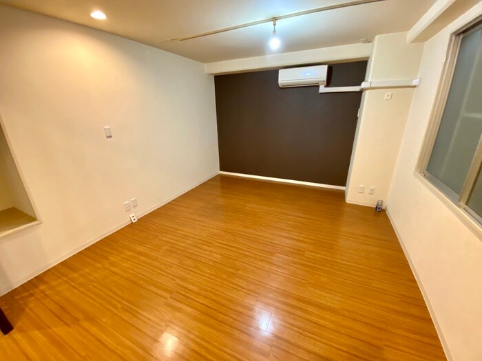 物件内観写真21　(居室)