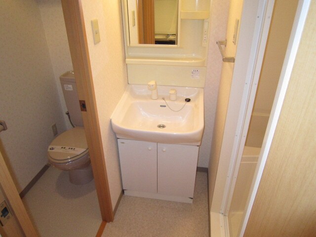 物件内観写真8　(洗面)