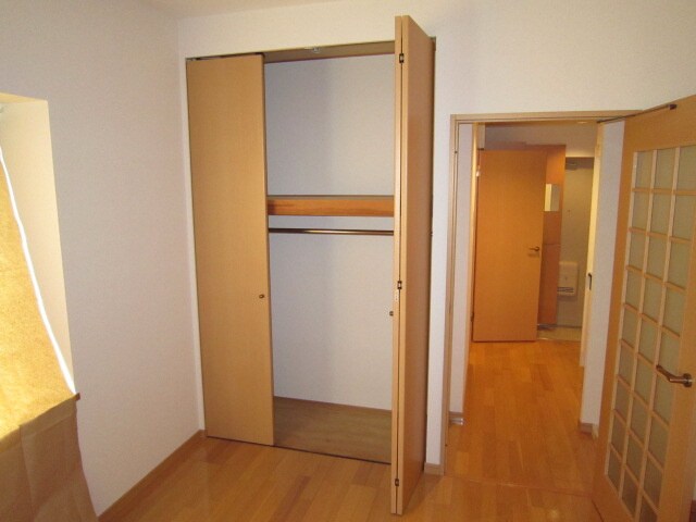 物件内観写真13　(収納)