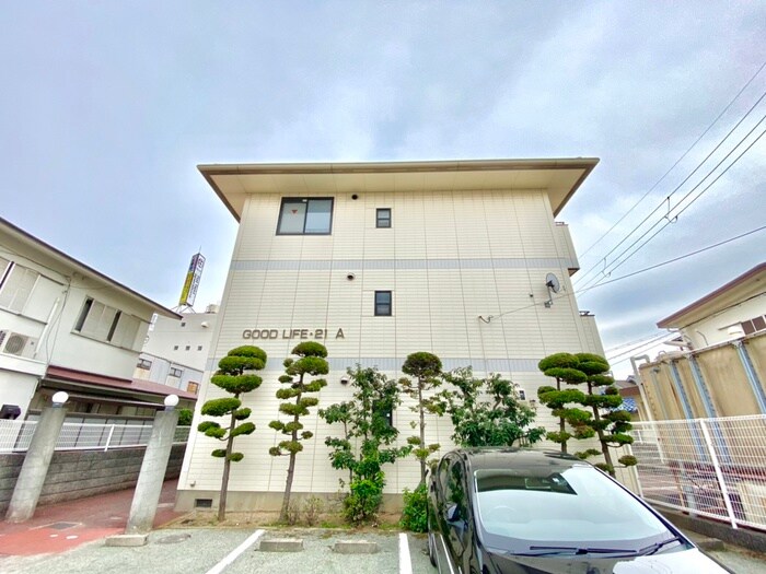 物件外観写真1　(外観写真)