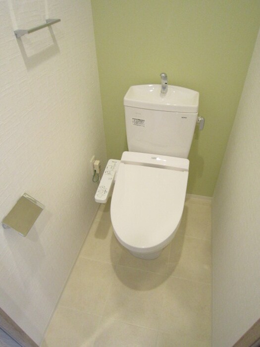 物件内観写真11　(トイレ)