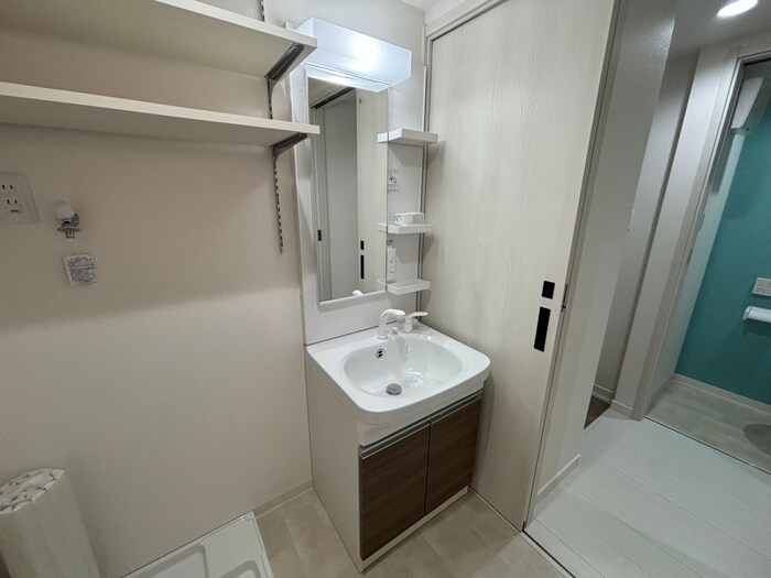 物件内観写真13　(洗面)