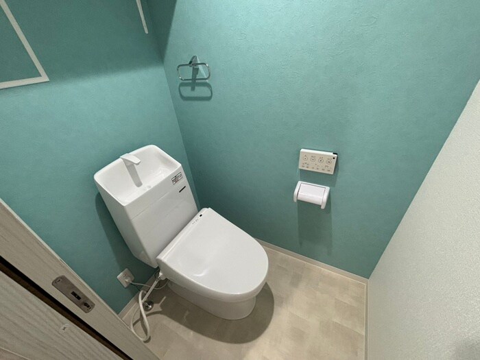 物件内観写真13　(トイレ)