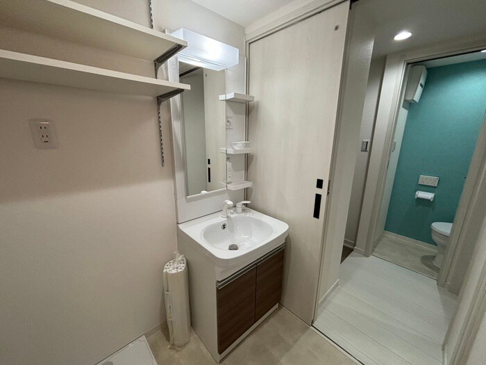 物件内観写真15　(洗面)