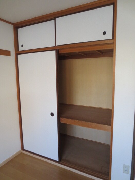 物件内観写真10　(収納)