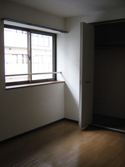 物件内観写真17　(居室)