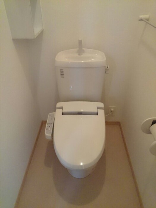 物件内観写真12　(トイレ)