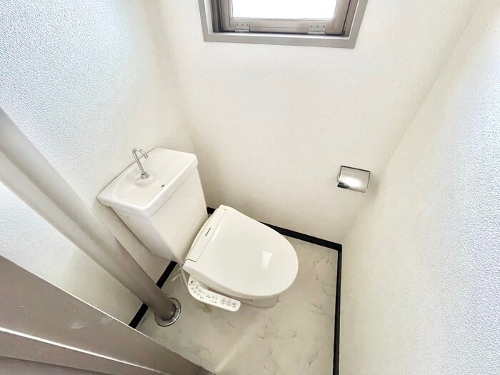 物件内観写真11　(トイレ)