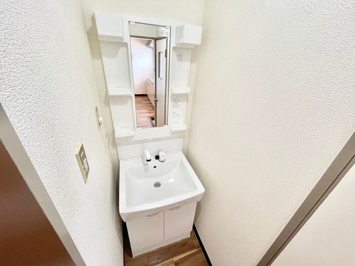 物件内観写真12　(洗面)